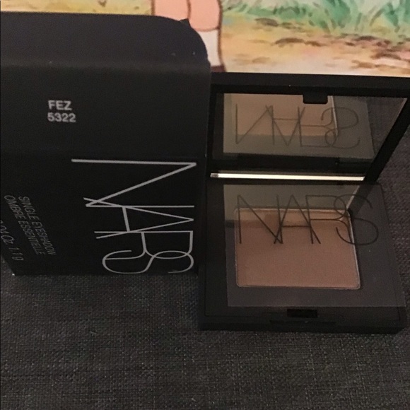 2 NARS Single Eyeshadows - Picture 3 of 4